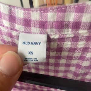 Plaid purple and white top